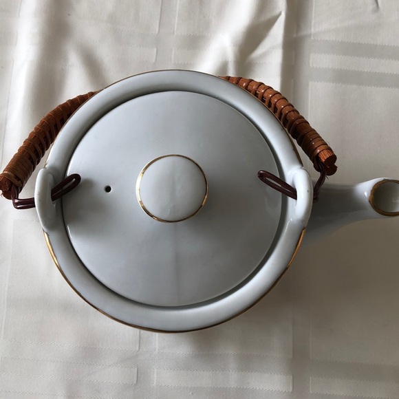 Vintage Imari Ware teapot - Picture 3 of 7